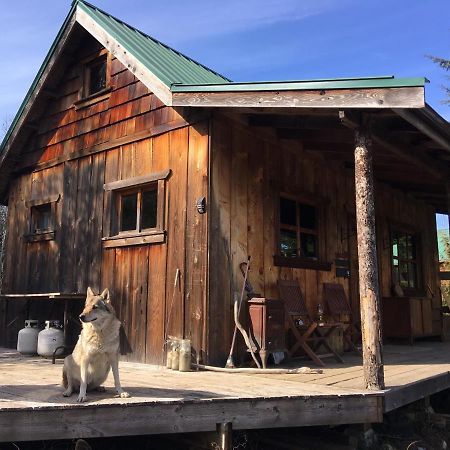 Maple Heart Ranch Hotel Shawnigan Lake Екстериор снимка