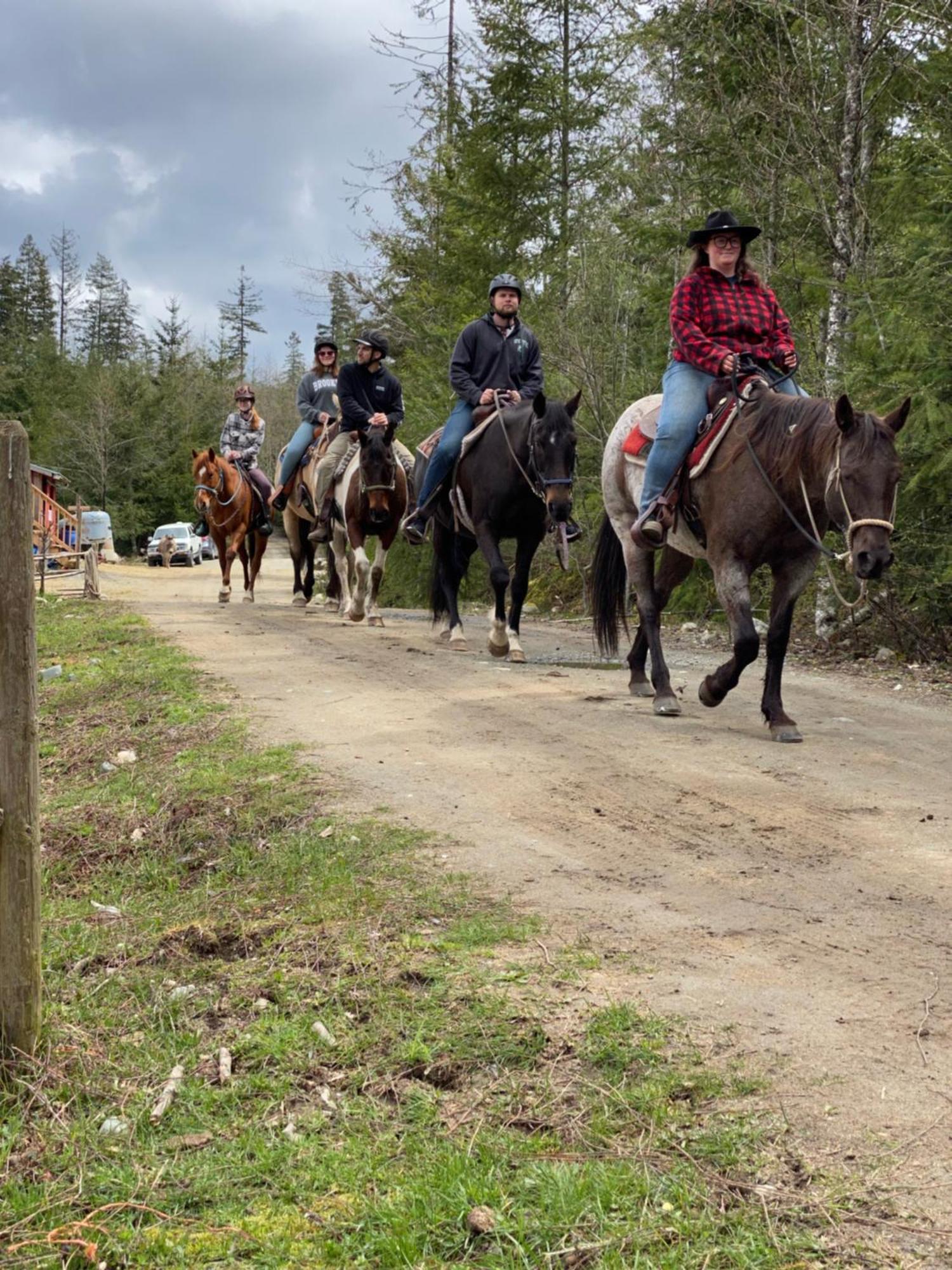 Maple Heart Ranch Hotel Shawnigan Lake Екстериор снимка